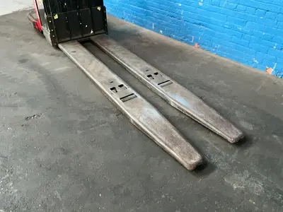 Used RAYMOND 8410 Pallet Jacks Ohio US | HGR 24 #1404908