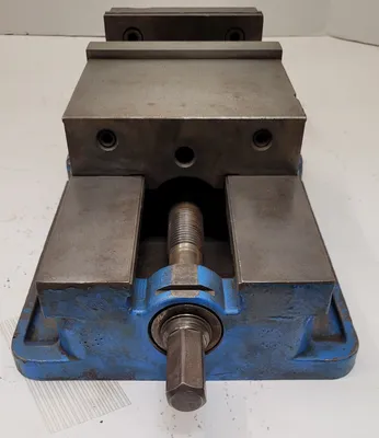 KURT D688 AngLock Vise Vises | Machinery Central (11)