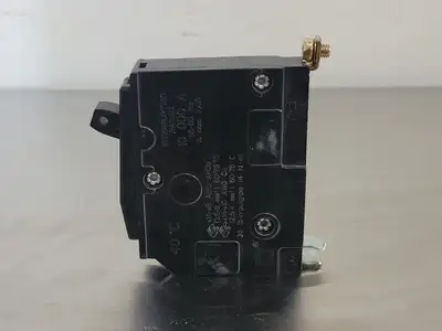 USED SQUARE D QOB130