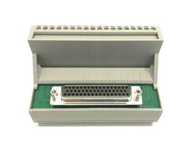 VIP-3/SC/D50SUB/F,2315201 | Phoenix Contact VIP-3/SC/D50SUB/F Varioface Interface Module 50-Pin DSUB 2315201 -  Used