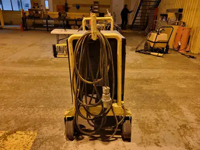 USED MILLER DIMENSION 652