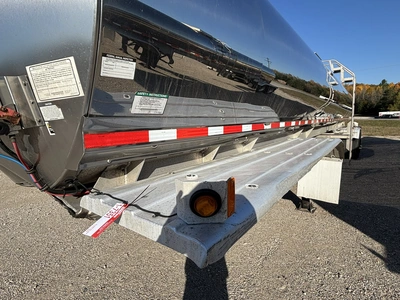 Used 2017 WALKER MILK TANKER TRAILER Liquid Supply Trailers Michigan US | Miedema Asset Management Group #1709458
