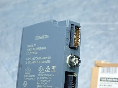 NEW SIEMENS 6ES71326BF000BA0