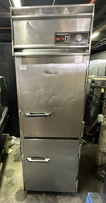 174-0007 Victory RA-1D-S7-HD Split Door Self Contained Cooler Refrigerator