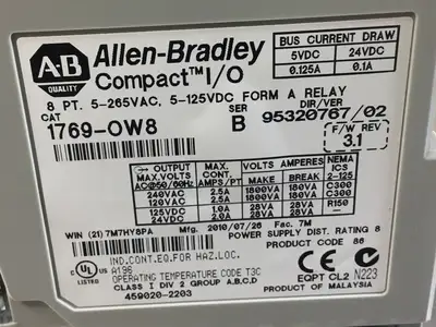 USED Allen-Bradley 1769-OW8
