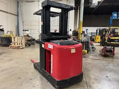 Used 2014 RAYMOND 520OPC30TT Order Pickers Illinois US | Somerset Equipment Sales #1546149