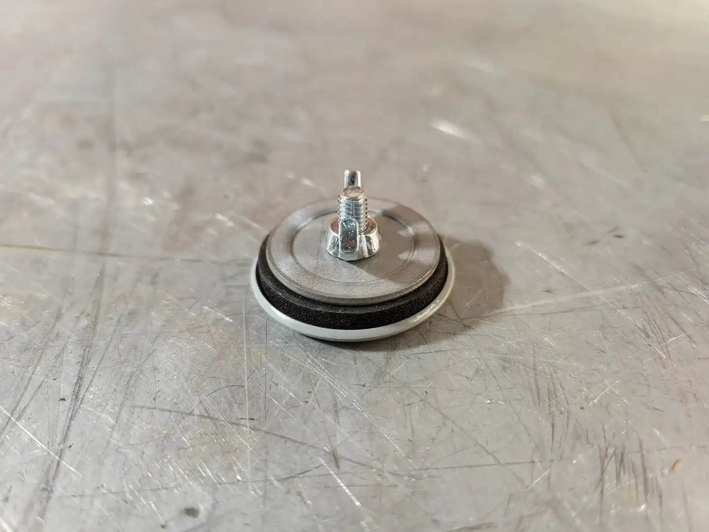 1/2" Oil Tight Knockout Hole Seal
