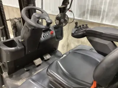 Used 2019 LINDE E25C 4-Wheel Sit down Electric Counterbalance Forklifts Pennsylvania US | National Lift Equipment #1382181