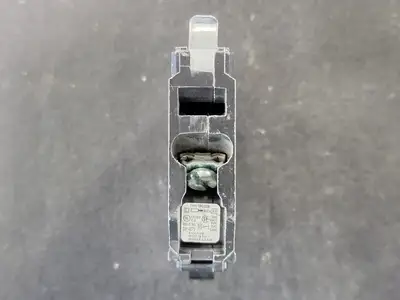 USED SQUARE D QOB120