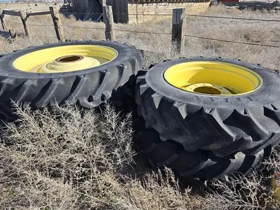 USED 2011 JOHN DEERE 8285R