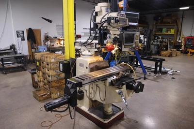 Used CHEVALIER FM-3VKH Vertical Mills Minnesota US | Machinesused.com #1704503