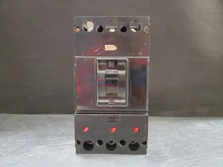 Used WESTINGHOUSE JA3225 Switchgears British Columbia CA | Lenmark #243860
