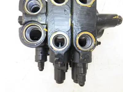 New | in-Stock HUSCO _UNKNOWN_ Valves/Fittings | Arrow Industrial #566004
