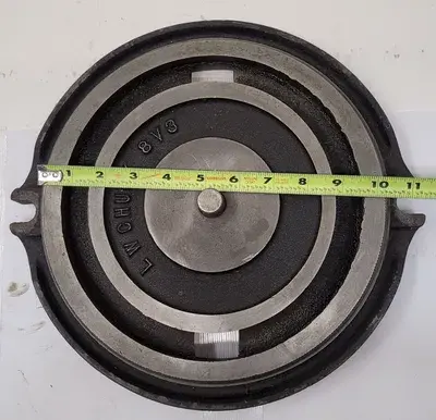 USED LW CHUCK 8V3 SWIVEL BASE