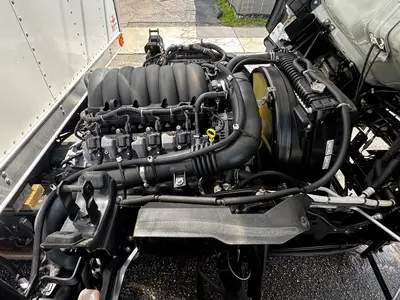 Used 2023 ISUZU NPR HD Box trucks Florida US | Truck and Van Outlet #1509136