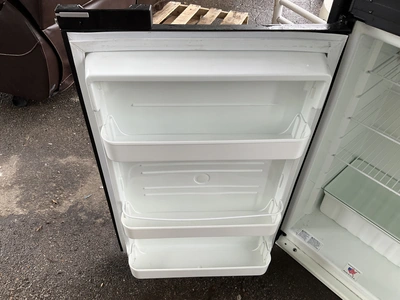 USED NORCOLD N611LT RV FRIDGE/FREEZER
