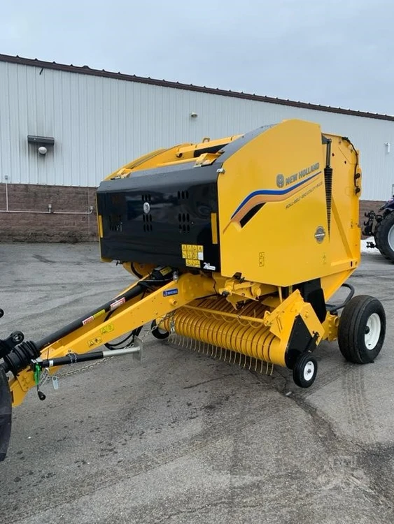 New | in-Stock 2026 NEW HOLLAND ROLL-BELT 450 UTILITY Square Balers Maine US | Beauregard Equipment #1511370