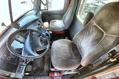 Used 2008 FREIGHTLINER COLUMBIA Conventional trucks Wisconsin US | Proxy Equipment #1385052