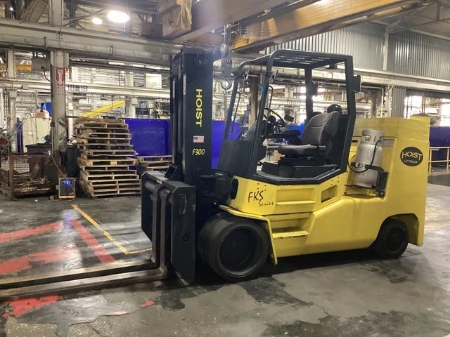 Used 2009 HOIST F3000 Internal Combustion Forklifts: Pneumatic Tire Illinois US | Forklift Exchange #1274846
