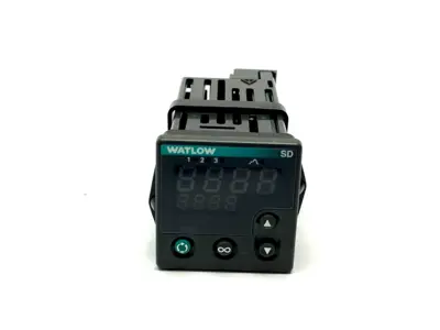 Used Watlow SD Series Digital Limit Controller 1/16 DIN Size PLC Temperature Modules Michigan US | Maverick Industrial Sales #1395007