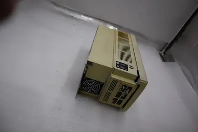 MITSUBISHI FR-A240E-3.7K-UL,AC DRIVE 5 HP 3.7 KW DRIVE STOCK 528-B