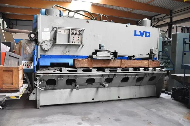 Used LVD MVCS 4050 X 20 MM Sheet Metal Shears | Apt International N.V #365144