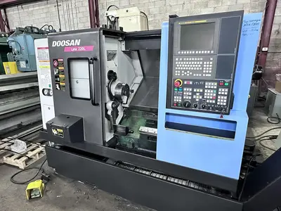 2015 DOOSAN LYNX 220LC CNC Lathes | Toolquip, Inc. (2)