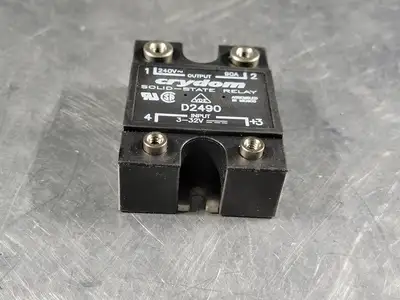 NEW CRYDOM D2490