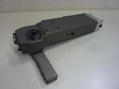 USED BTM CORP 779800G-733207YH-90AL-SCDC