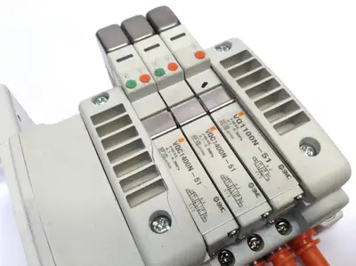 USED SMC PNEUMATIC SOLENOID MANIFOLD W/ D SUB CONNECTOR