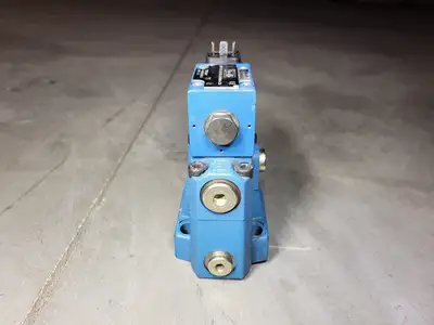 USED REXROTH DBW 10 B2-52/200-6EG110N9K4