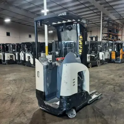USED 2016 CROWN RR5725-45