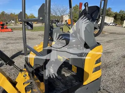 USED 2021 SHANTUI SE17