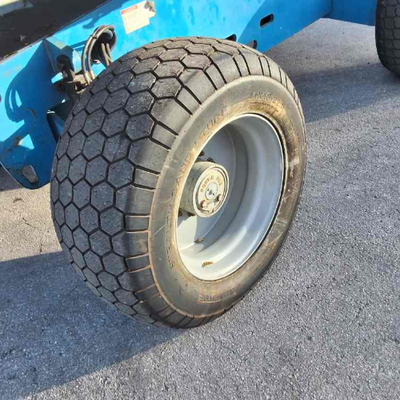 USED 2015 Genie S-65