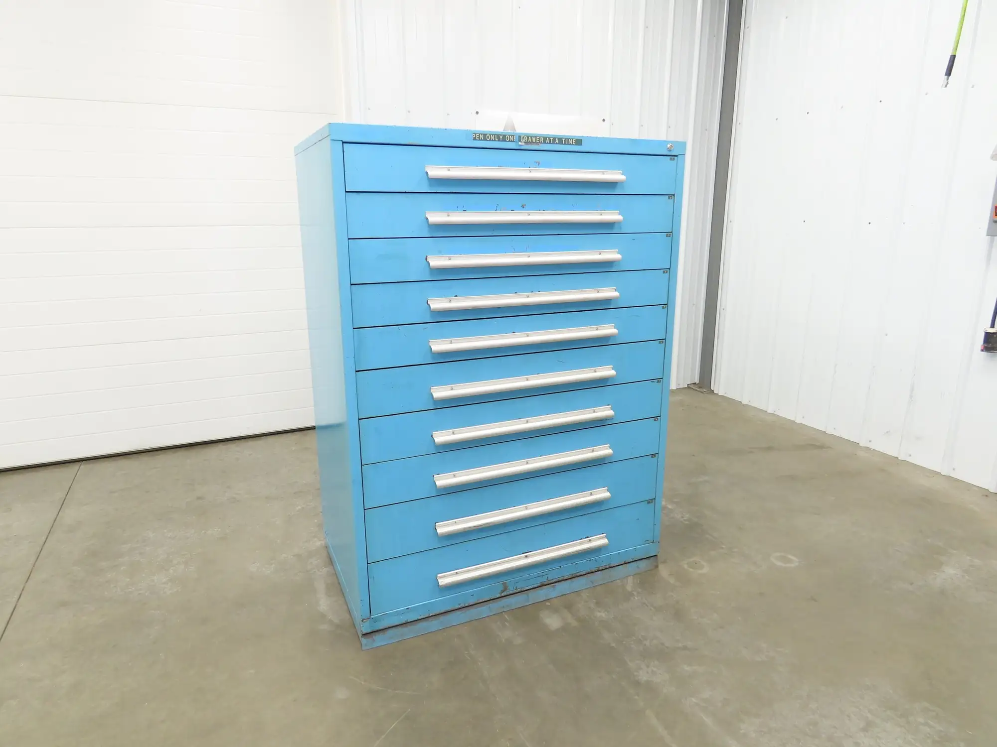 Nu-Era Modular Tool Storage Cabinet 10 Drawer 45x28x61" Blue Stanley Vidmar