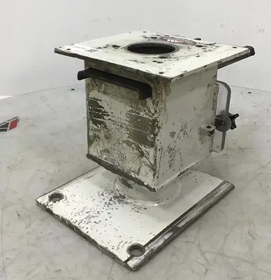 USED METAL FABRICATOR 17X10 DM