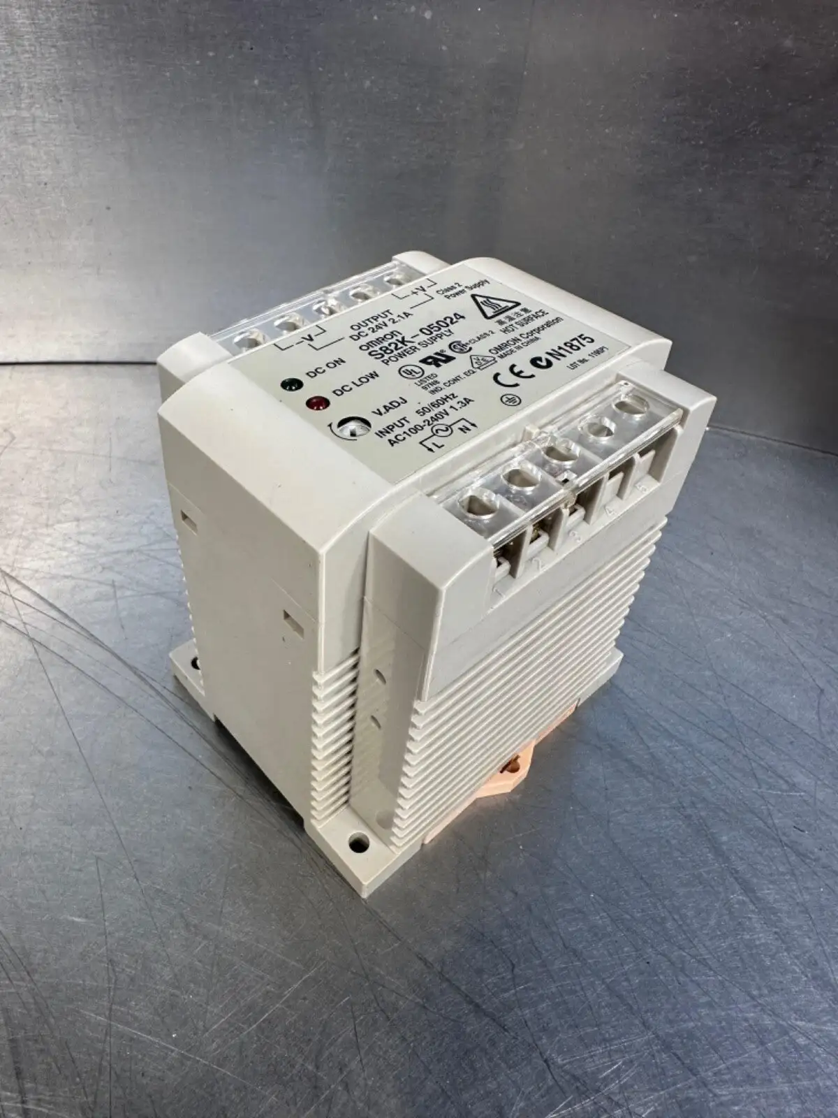 USED Omron S82K-05024
