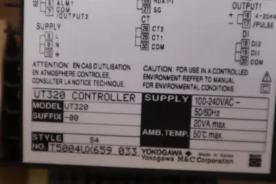 YOKOGAWA UT320-00 CONTROLLER 100-240VAC 50/60HZ STOCK 1398CC