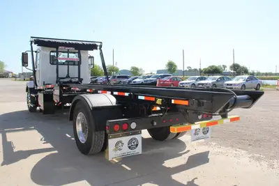 Used 2025 MACK MD7 Rolloff Trucks Texas US | Roll Off Truck World #1491915