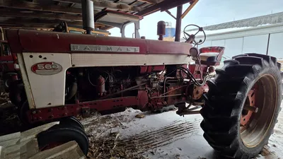 FARMALL 560 Tractor | Iron Listing (7)