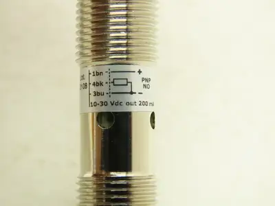 Micro Detectors AM1-AP-1H Inductive Proximity Switch/Sensor 10-30VDC 18mm OD