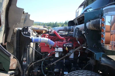 Used 2022 KENWORTH T800 TRI DRIVE EXTENDED DAY CAB 565 HP X15 FULL LOCKERS Conventional trucks British Columbia CA | International Machinery LLC #1710998