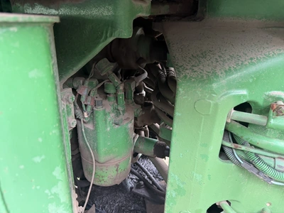 Used JOHN DEERE 8650 TRACTOR 4WD and Track Tractors Michigan US | Miedema Asset Management Group #1443317