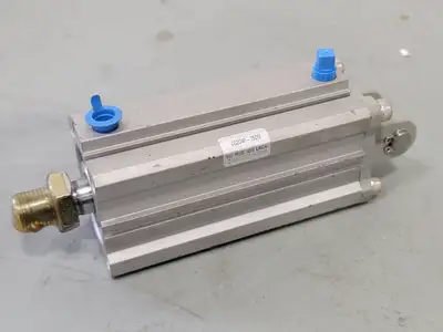 USED SMC CQ2D40-75DM