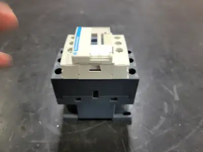 USED TELEMECANIQUE LC1D09F7
