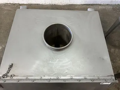 Flexicon Hopper