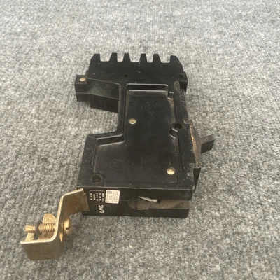 Used Square D FY-14020-B Circuit Breakers California US | Davliegogo LLC #1705663