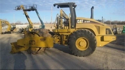 USED 2013 Caterpillar CP-563E
