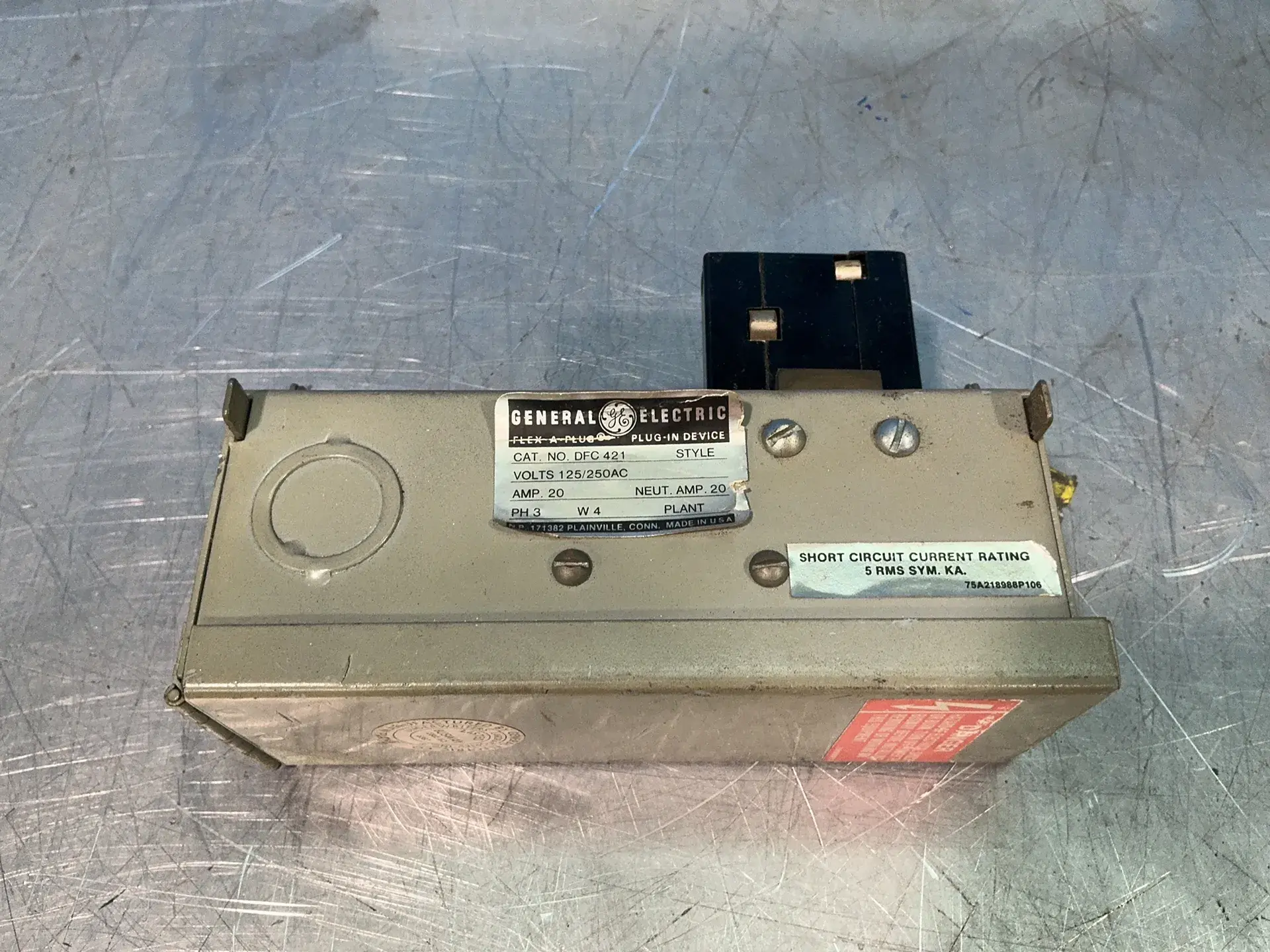 Used GENERAL ELECTRIC DFC421 Bus Bars & Plugs Ohio US | HGR 24 #1358967