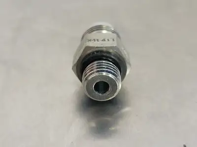 Hydraulic Adapter M-04 ORB X M-06 JIC 1/4" x 3/8" (Bag of 17)